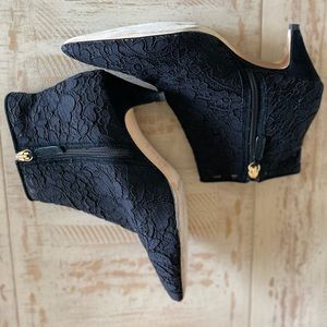 Kate Spade Black Stan Lace Booties size 9